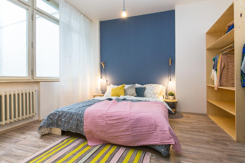 Apartments Ve Smeckach 27 Прага Екстериор снимка