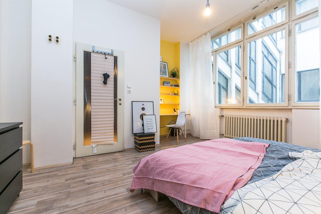 Apartments Ve Smeckach 27 Прага Екстериор снимка