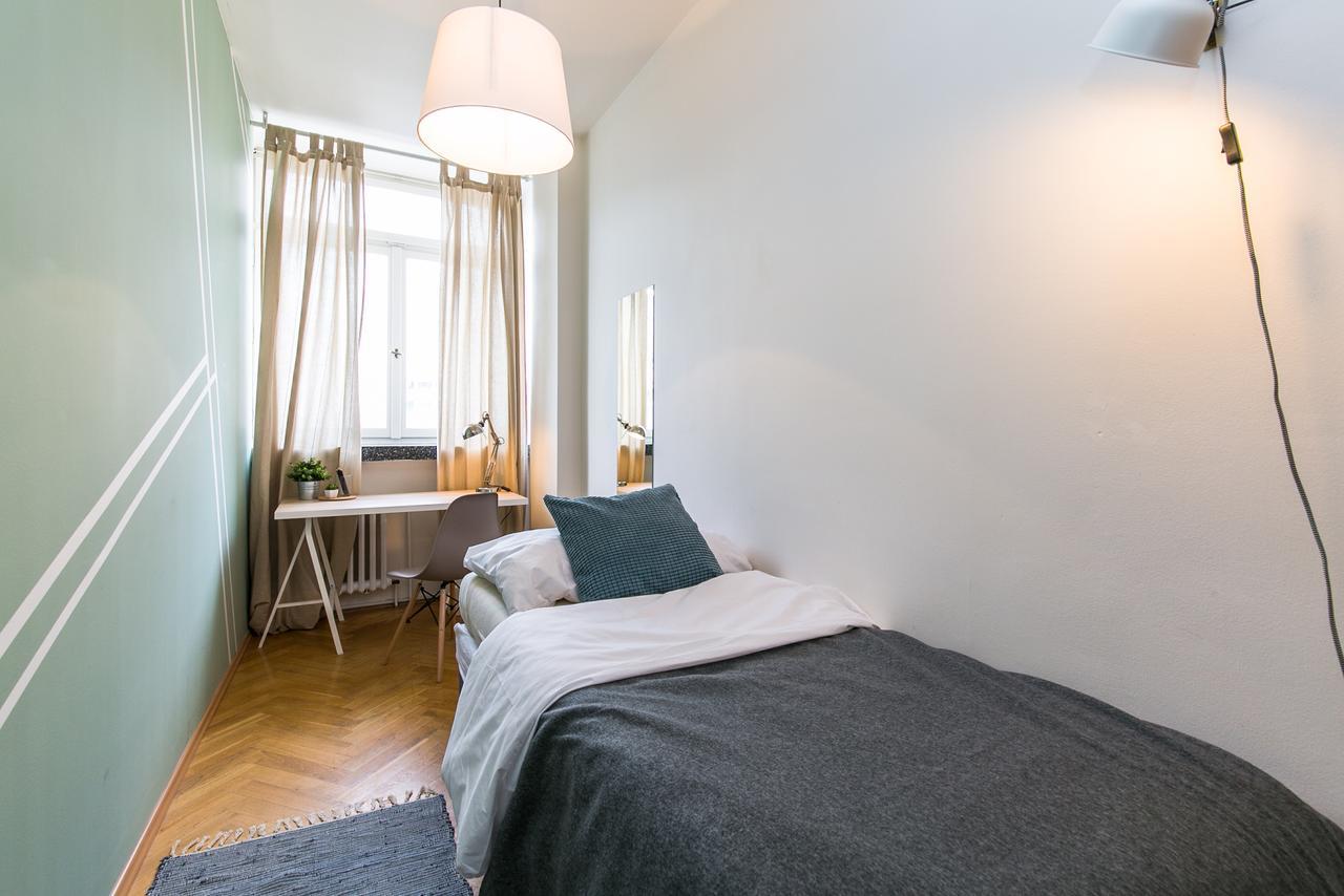 Apartments Ve Smeckach 27 Прага Екстериор снимка